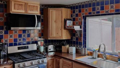 3 bd, Full kitchen, fenced yard, near Field of Dreams - Foto 5