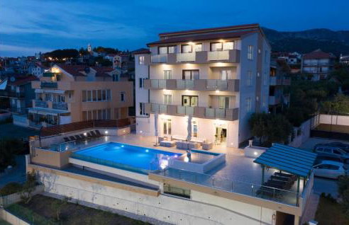 Gorgeous Home In Mravince With Sauna - Photo 24