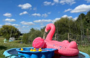 Hertford farm Woodland cabin pet friendly firepit bbq - Foto 56