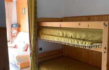 Studio Embrun à 10 mn à pied plan d eau de 2 à 4 personnes sans linge de lit ni serviettes situé 3 chemin de chadenas - Photo 8