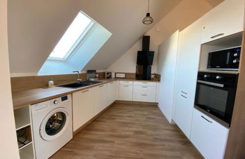 Barneville Plage appart cosy avec terrasse 150m de la mer - Foto 6