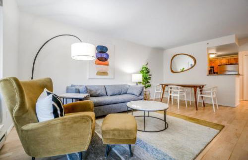 Downtown Dream - Photo 1