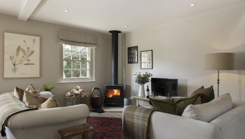 The Hideaway - Photo 3