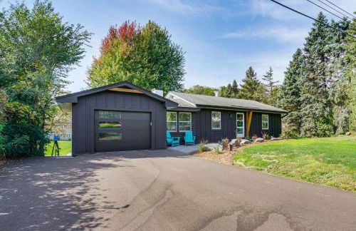 Cabin with Halstead Bay Access Hot Tub, Sauna, Dock - Foto 35