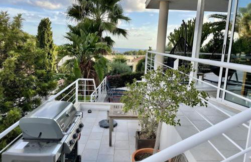 Entire villa with pool, ocean & mountain views - Foto 7