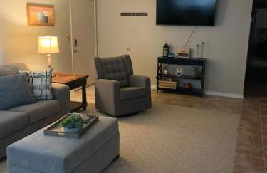 Rare four Bedroom MeadviewVacation Home - Grand Canyon West-Skywalk - Foto 26