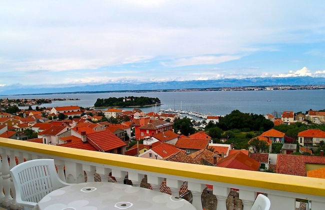 Sea View Apartment Reno, Sleeps 5 - Foto 10