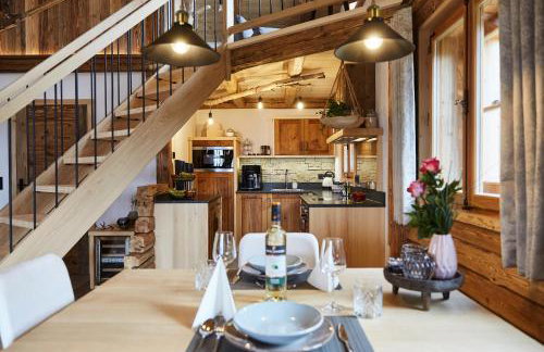 Dreisessel-Chalets im bayerischen Wald - Chalet Plöckenstein - mit Whirlpool-Sauna-Kamin - Foto 1