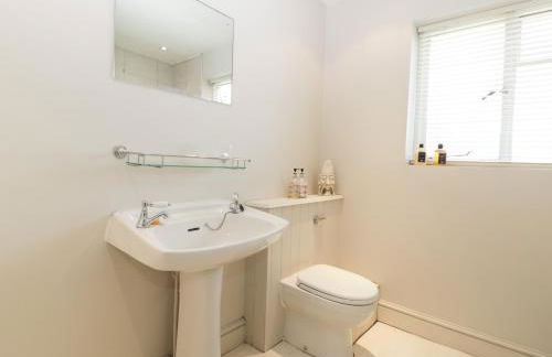 Downton Lodge - Photo 16