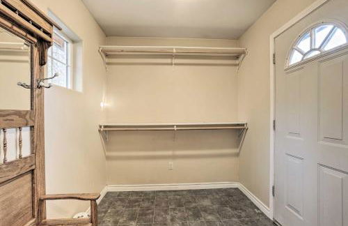 Spacious and Private Home with Lazy Mountain View - Foto 26