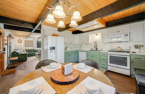 Pine Den Cabin: Arcade+Fire Pit+BBQ - Foto 41