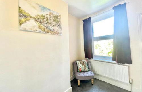 Homely Haven in Canterbury Central Area with Parking - Foto 23