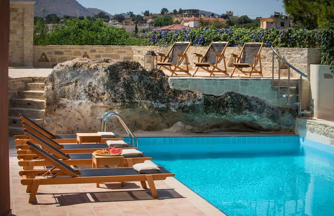 Phaistos Villas - Private Pool Luxury Retreats - Foto 2