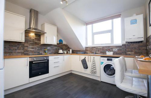 Modern Spacious Apartment Steps from City Centre - Foto 22