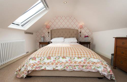 Granny's Attic at Cliff House Farm Holiday Cottages, - Photo 8