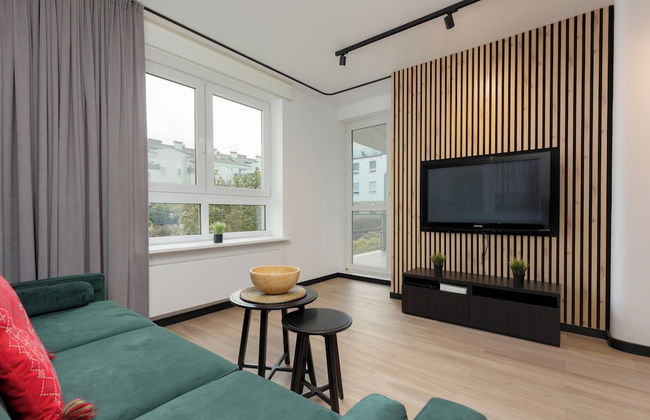 Piaseczno Stylish Apartment by Renters - Photo 13