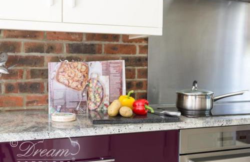 Baytree Lodge - Photo 6