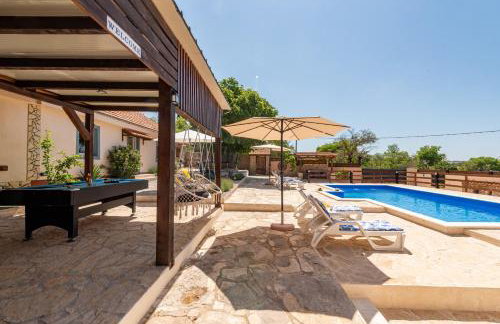 Holiday Home Burgija with pool - Foto 23