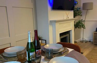 Contemporary 2-Bed House near Basildon Station - Foto 4