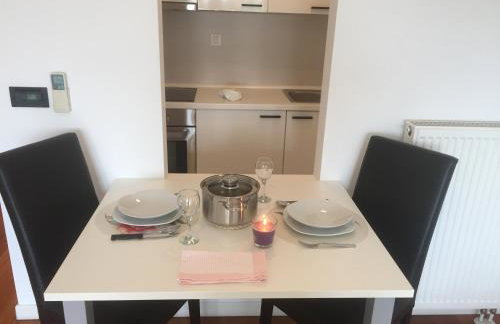 Nova Galerija Studio Ema i Apartman Anita- parking in garage - Foto 49