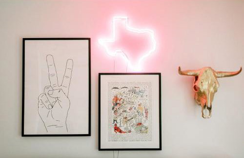 Neon Cool with Pool Clarksville by DT FREE PARKING - Foto 16