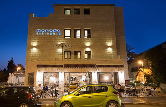 Rafael Residence - Photo 31