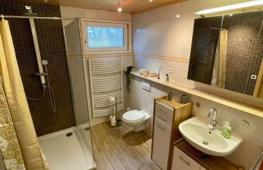 Luett Huus - Foto 12