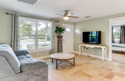 Walk to Parks, Eats and Bars Stuart Home with Patio - Photo 4