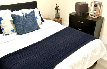 Modern Abode 2BR Near UofR, Highland, Downtown Rochester, NY Sleeps 4 - Foto 33