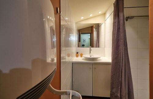 AUTOUR DU CHATEAU - Foto 6