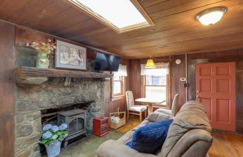 Walk to Appalachian Trail Hot Springs Getaway! - Foto 7