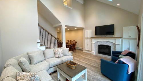 R7 Ski-in Ski-out Bretton Woods Townhome on 2-mile home trail Mt Washington views - Foto 4, Other