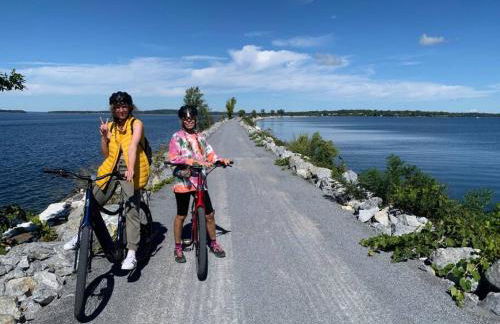 Postmodern Penthouse 1 Min Walk Dining and Shops - Photo 25