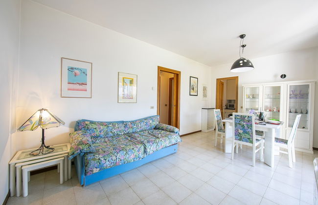 Lella Apartment Front Beach Garda Lake - Foto 10