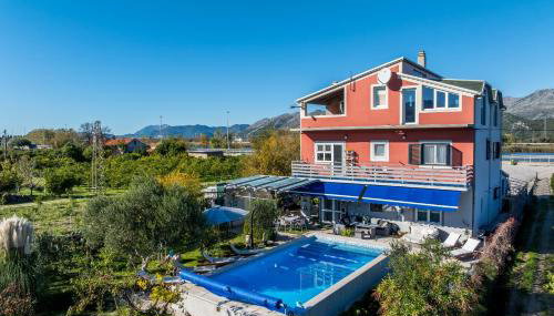 Holiday house with a swimming pool Opuzen, Neretva Delta - Usce Neretve - 8818 - Photo 3