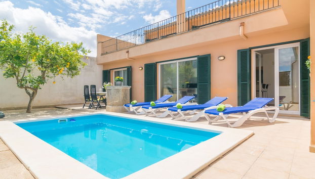 Goixa in Lloseta With 3 Bedrooms and 2 Bathrooms - Foto 2, Habitación