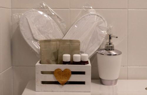 La Casa degli Sbilfs - Wi-Fi, Netflix e Garage Box , a 2 minuti dal Monte Zoncolan - Foto 12