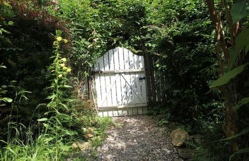 Traumwohnung mit eigenem Garten - Foto 14