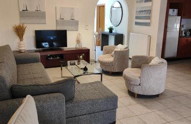 SOLMAR HOUSE - Photo 11