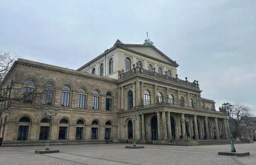 EICH-Penthouse, zentral am Stadtwald mit Ausblick über die Stadt, 24h self check-in, Netflix, DisneyPlus - Foto 41