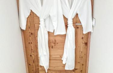 Chez Léon Jacuzzi et sauna - Photo 14