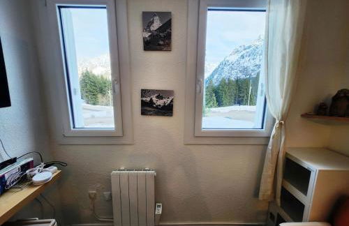 Studio pratique en RdC, au calme, avec vue - Foto 10