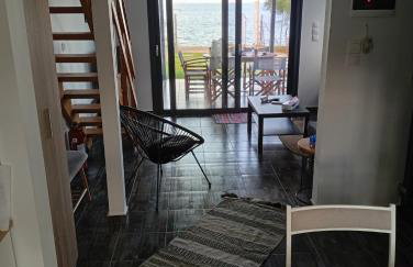 Σπίτι με σοφίτα μπροστά στη θάλασσα - Foto 2