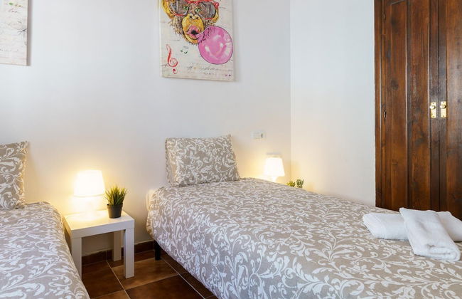 Sunny Tranquility With Pool - Foto 16