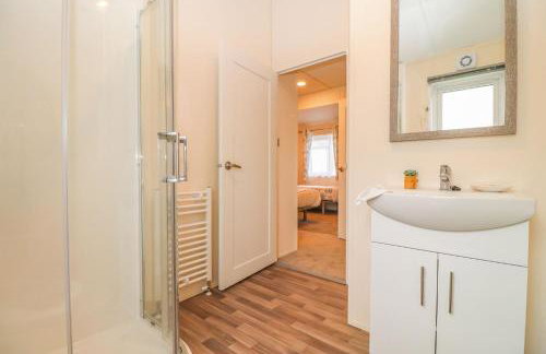 Platinum lakeside Lodge on resort with fishing - Foto 29