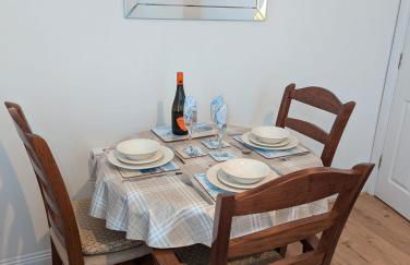 SWANAGE WELL PRESENTED 2 BEDROOM APARTMENT CLOSE to BEACH - Photo 9