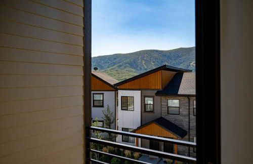 Villages Alpine P77Ski Getaway Dogs & Mtn Views - Photo 18