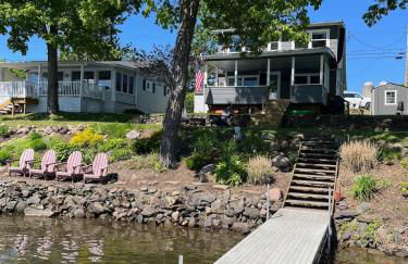 Cottage on Waneta Lake - Foto 1