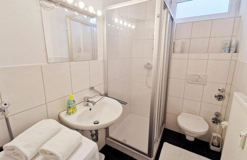 CF13 30m2 Central with Terrace AC and Netflix - Foto 3