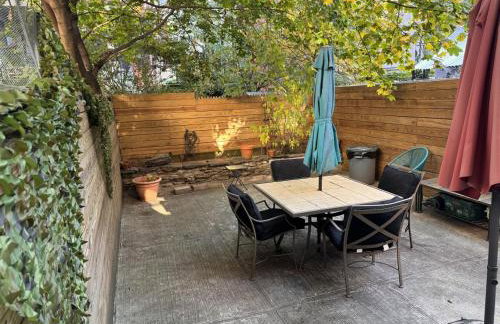 Garden Apartment - Photo 13